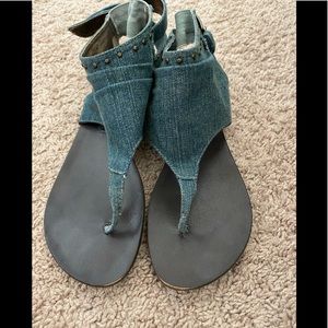 Frederick’s of Hollywood